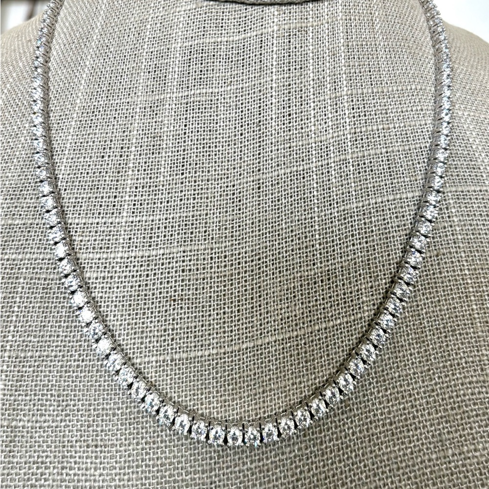 Sterling  Silver Tennis Necklace with Swarovski Crystals NEW